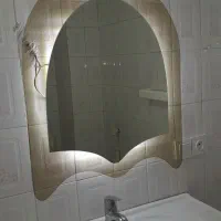 آیینه سرویس بهداشتی