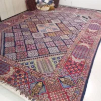 قالی 12 متری دست بافت|فرش|شیراز, فرهنگ شهر|دیوار