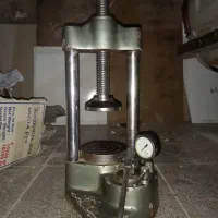 پرس دندانپزشکی