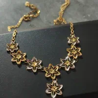 گردنبد درحد نو ب قیمت بالا تابلو