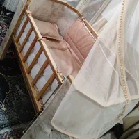 تخت نوزاد کنار مادر anglle|اسباب و اثاث بچه|کرج, مصباح|دیوار