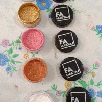 لوازم میکاپ|آرایشگاه و سالن‌های زیبایی|شاهین‌شهر, اقبال لاهوری|دیوار