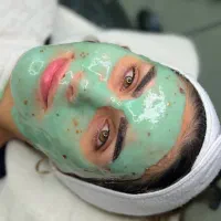 پاکسازی و جوانسازی پوست|خدمات آرایشگری و زیبایی|ورزنه, |دیوار