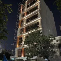 آپارتمان ۱۳۰متری