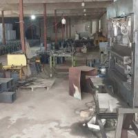 خمکار جوشکار و نقاش کوره رنگ و مهندس مکانیک