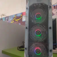کیس گیمنینگ و مانیتور