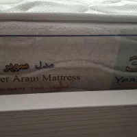 تخت خواب ۸۰ در ۱۸۰ و همراه با تشک در حد نو