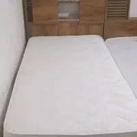 تخت یک نفره