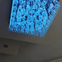 یک جفت لوستر کربستال