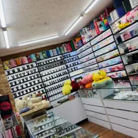 ساعت وبدلیجات واکسسوری مو وجعبه های  کادوئی