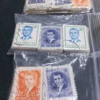 تعدادی ۵۰۰ عدد تمبر شاهی قدیمی فروشی|کلکسیون سکه، تمبر، اسکناس|رفسنجان, |دیوار