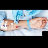 خدمات پرستاری و تزریق سرم و آمپول|خدمات زیبایی و سلامت|تبریز, |دیوار
