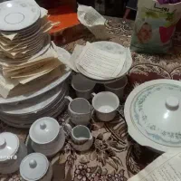 مقداری لوازم اشپزخانه