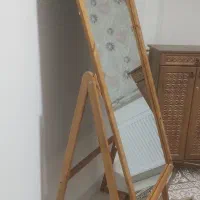 آینه ایستاده متحرک