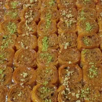 باقلوا شیر عسلی پخت روز|خوردنی و آشامیدنی|قم, باغ کرباسی|دیوار