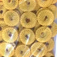 کلمپه خانگی سنتی با گردو وپسته