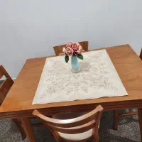 میزنهارخوری ۴نفره چوبی  کاملا سالم و کم استفاده