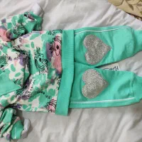 نوزادی سه تیکه