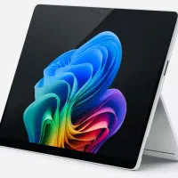 لپ تاپ سرفیس پرو۳ تمییز هارد ۲۵۶ کیبورد موس اصلی