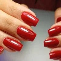 خدمات کاشت ناخن ژلیش ولمینت دست و پا