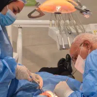 آموزش دستیار دندانپزشک