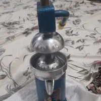 ابمیوه گیری دستی