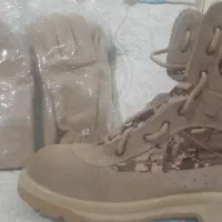 پوتین سایز ۴۴ و کلاه و دستکش ست