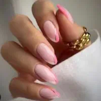 دستیار ناخن