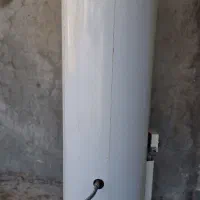 ابگرمکن مخزنی ایستاده