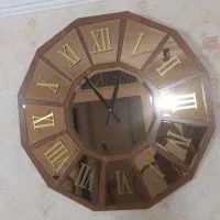 ساعت سالم و تمیز|ساعت دیواری و تزئینی|قم, شهرک امام حسن|دیوار