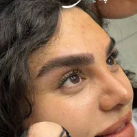 سالن زیبایی واولین مرکزتخصصی ابرو( پریسامحمدی)