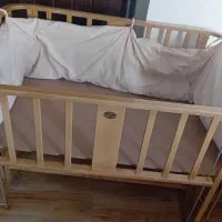 فروش تخت نوزاد چوبی سولیکا ۱۱۰،تنظیم ارتفاع،گهواره|تخت و صندلی بچه|تهران, نظام‌آباد|دیوار