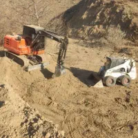 بابکت و مینی بیل خاکبرداری پیکور|خدمات حمل و نقل|چهارباغ, |دیوار