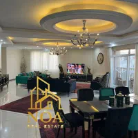 ۲۴۰ متر  / چهار خوابه / فاز دو /استخر و جکوزی