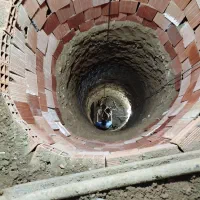 چاه فاضلاب و تازه نگهبان وتخریب