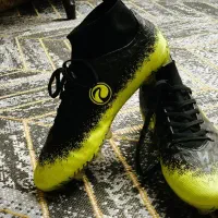 کفش فوتبال ساقدار پریما prima اورجینال -