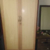 کمد با چوب محکم