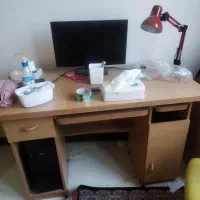 میز آرایش، میز تحریر