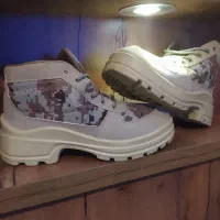 پوتین آمریکایی سایز ۴۱ نو نو پا نخورده