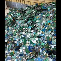 تخصصی(خریدار)بردگوشی وگوشی سوخته تعدادبالا درمحل