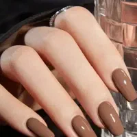 کاشت ناخن با قیمت مناسب