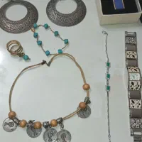 گوشواره و دستبند و...|بدلیجات|قم, انسجام|دیوار