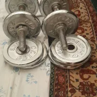 دو عدد دمبل ومیله پر.۸ عدد.دو عدد وزنه