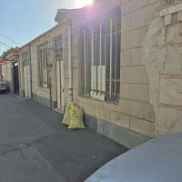 ساختمان گلنگی واقع در تویسرکان دو واحد مجزاست|فروش زمین و ملک کلنگی|تویسرکان, |دیوار