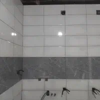 کاشی کاری کف و بدنه ساختمان
