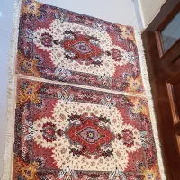 فرش دستبافت ابریشم دار 50 رج ،زرنیم ، قالیچه