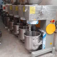 میکسر ۱۰و۱۵ لیتر قنادی همزن ایستاده|فروشگاه و مغازه|اصفهان, جنیران (لادان)|دیوار