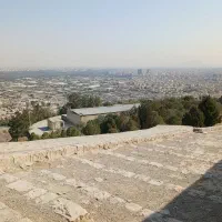 نیازمند وام