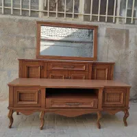 آینه کنسول و میز تی‌وی