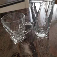 فنجون ولیوان